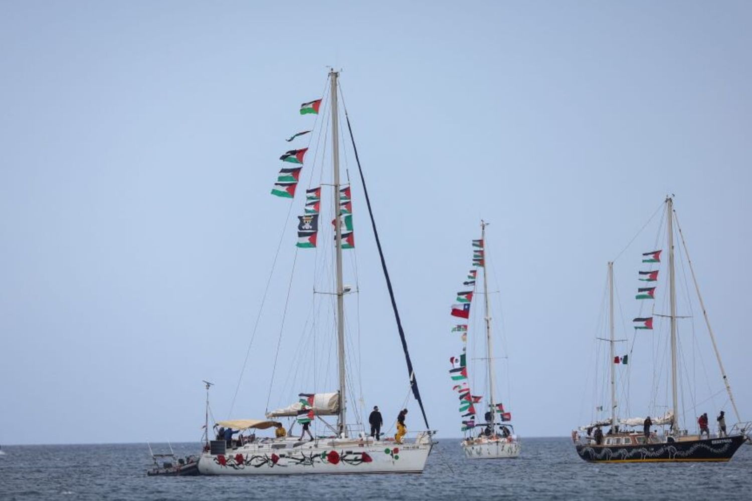 Le navi della Flotilla intercettate in acque internazionali da Israele