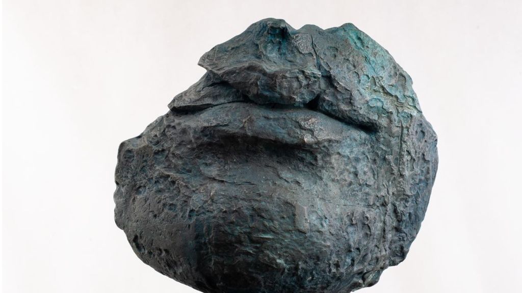 "La forma del silenzio" di Mitoraj alla Teldil Art Gallery a Roma