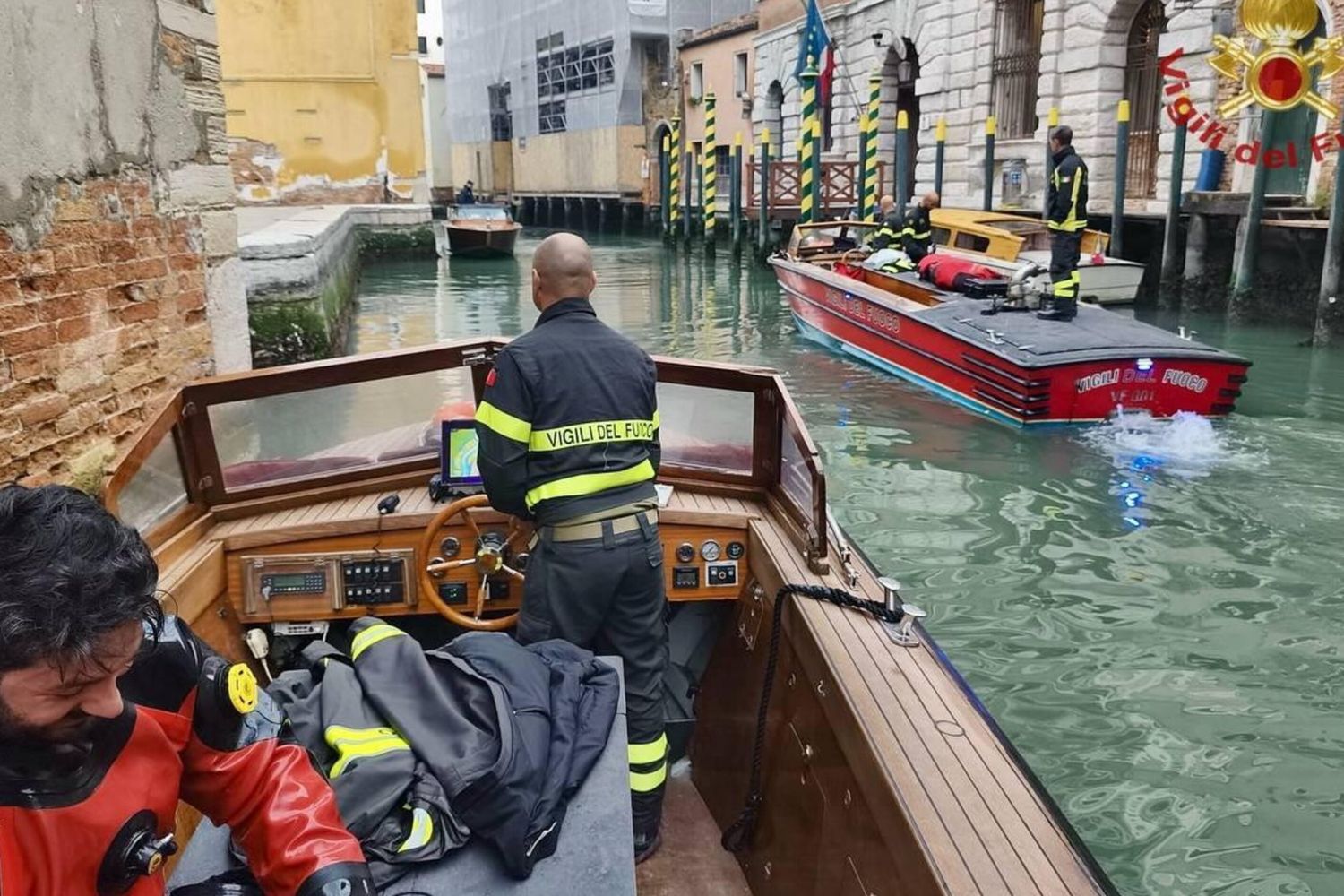 Venezia: tre persone cadono in acqua, 20enne muore annegato