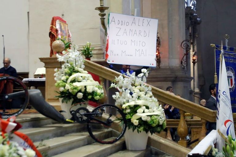 I funerali di  Alex Zanardi a Padova