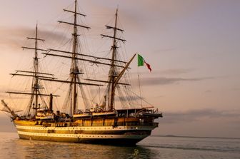 L'Amerigo Vespucci riprende il tour mondiale