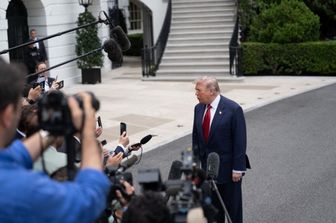 Trump: "Inaccettabile la risposta dell'Iran. Ci ha preso in giro per 47 anni, ora smetterà"