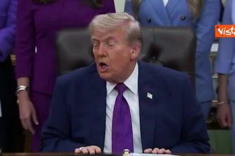 Trump: Tregua con Iran è 'in fin di vita', la loro proposta è una schifezza