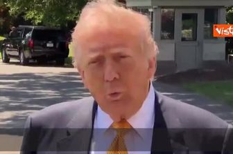 Trump: L'Iran non avrà mai arma nucleare, noi non giochiamo