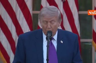 Trump: Prima di me la Casa Bianca era una 'Shit House', l'ho rimessa a nuovo