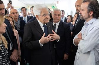 Mattarella e Meloni all'ospedale di Modena