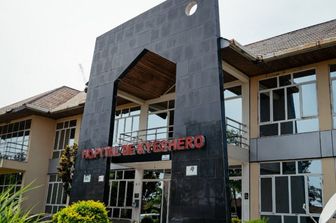 Veduta generale dell'ospedale Kyeshero, dove si sta allestendo un'area di isolamento in caso di sospetto contagio da Ebola, a Goma