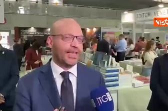 Fontana (Camera) al Salone del Libro: La malattia dell'ignoranza va combattuta con lo studio