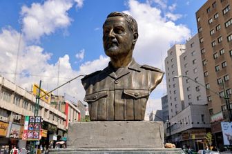 Un memoriale raffigurante Qassem Soleimani