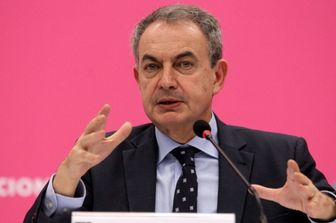 Il caso Zapatero scuote il Psoe e il governo spagnolo