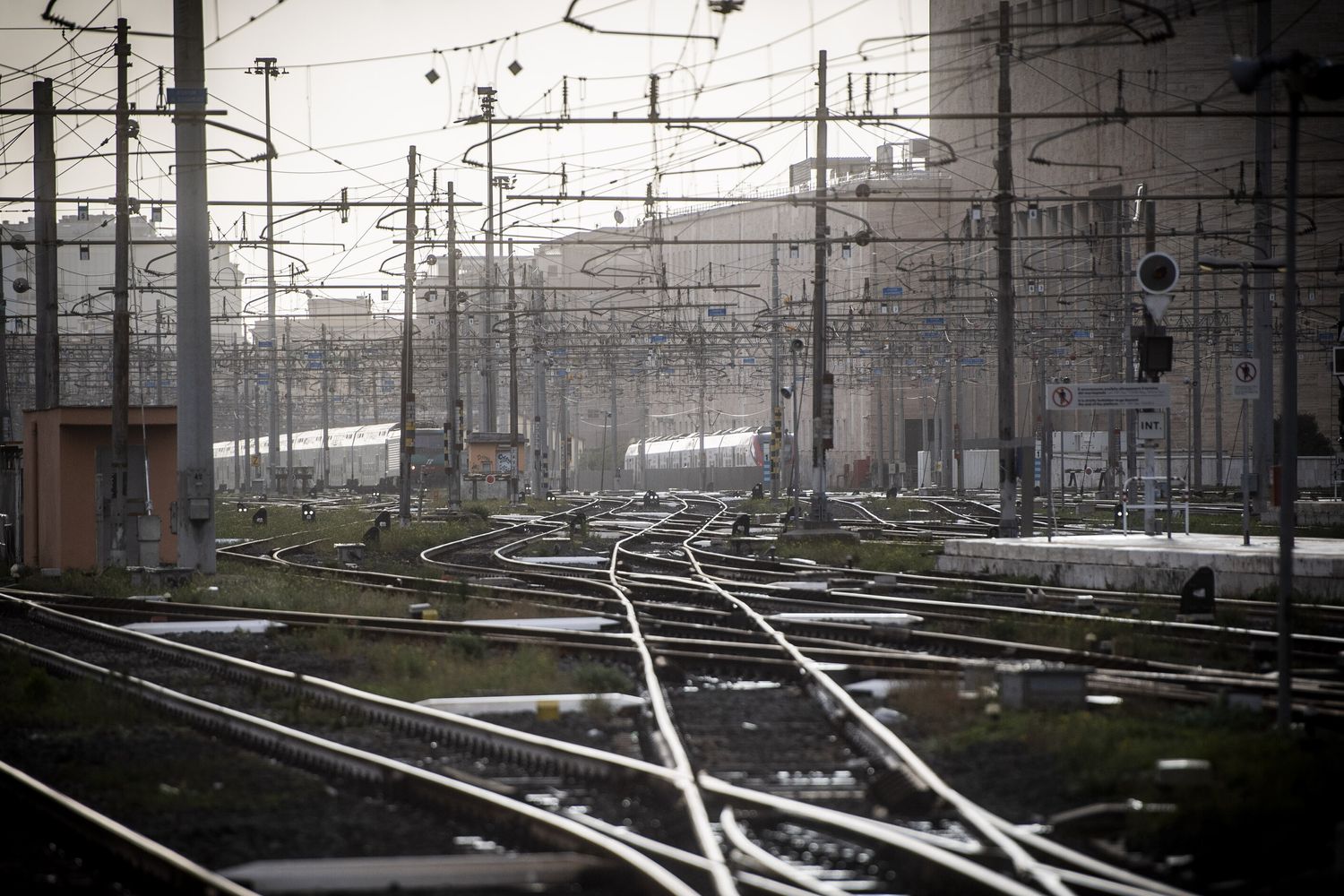 Lo sciopero generale del 29 maggio minaccia il blocco totale dei collegamenti ferroviari alla vigilia del ponte