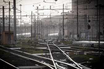 Lo sciopero generale del 29 maggio minaccia il blocco totale dei collegamenti ferroviari alla vigilia del ponte