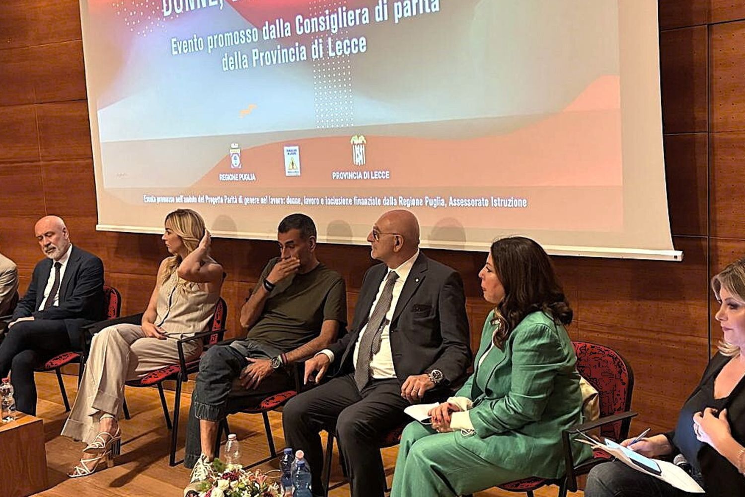 confronto tra Silvia Salis e Antonio Decaro a Lecce