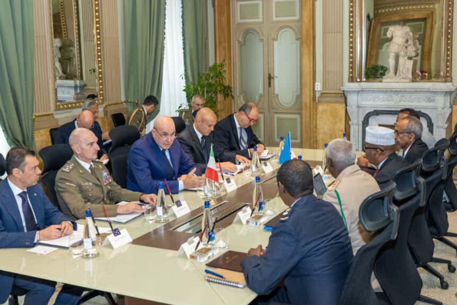L'Italie renouvelle son engagement militaire en Somalie