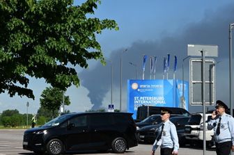 Droni ucraini hanno colpito, il 3 giugno, un terminale petrolifero a San Pietroburgo, la città russa che ospita il forum economico noto come la ‘Davos russa’