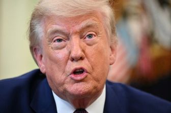 La Camera Usa approva il ritiro delle truppe dall'Iran ma Trump può porre il veto