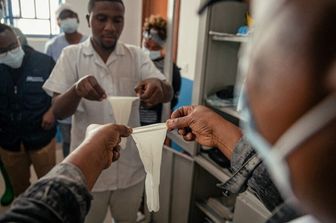 Ebola: l'Italia stanzia 1,15 milioni di euro per la risposta umanitaria