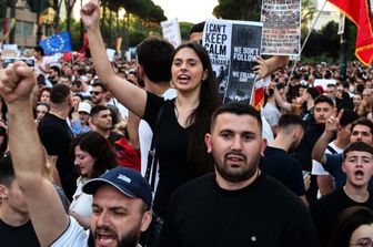 Proteste a Tirana