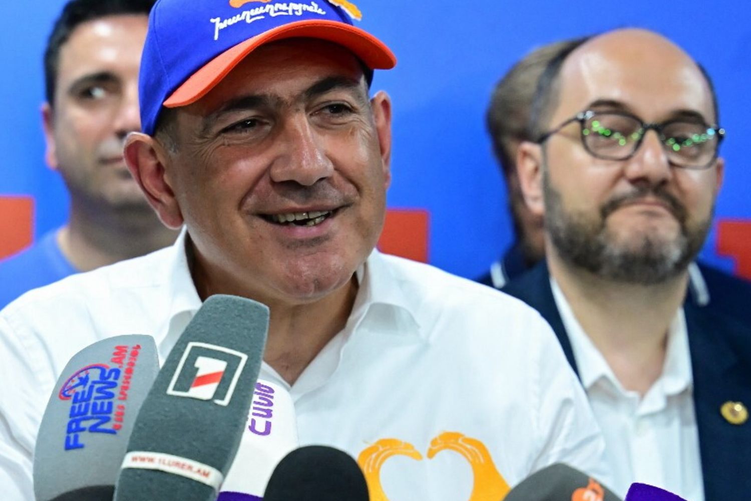 Pashinyan vince le elezioni in Armenia