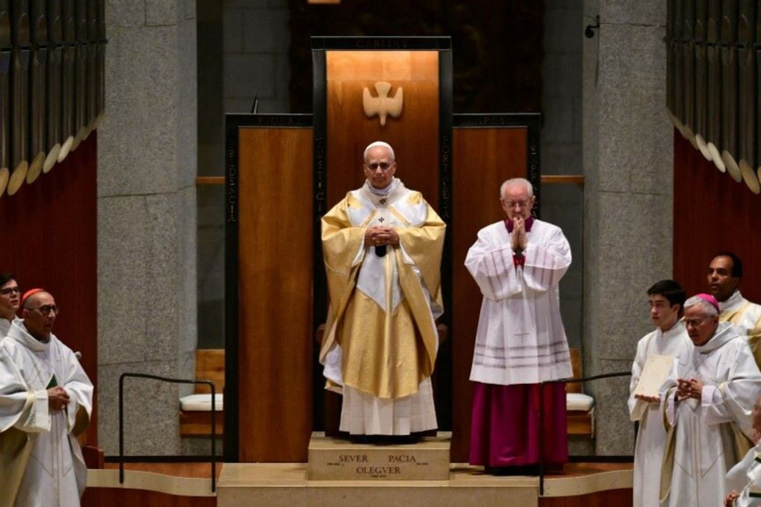 Papa Leone XIV celebra la Santa Messa nella Basilica della Sagrada Familia a Barcellona