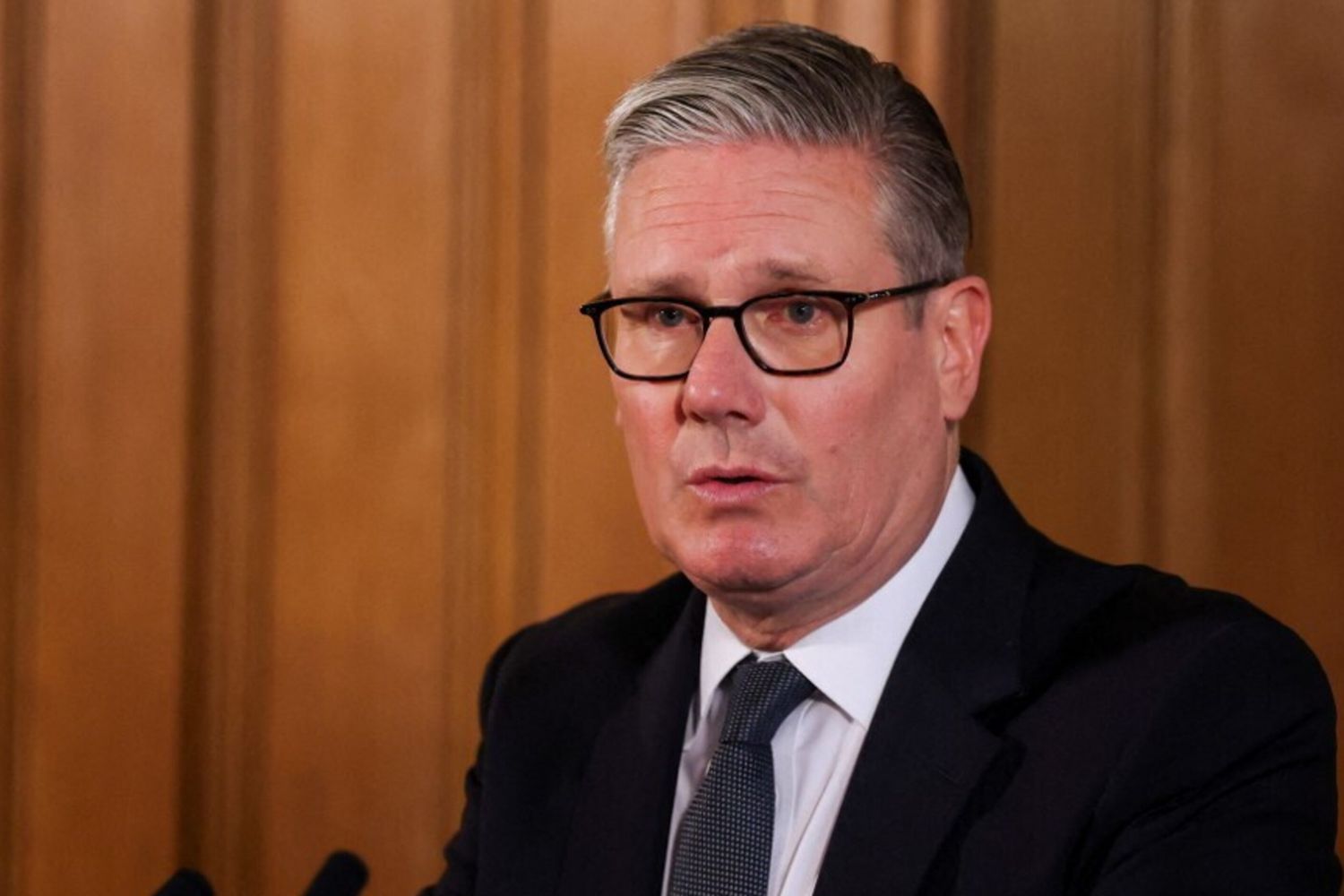 Ricostruì il Labour che ora la sfida. Il paradosso di Starmer