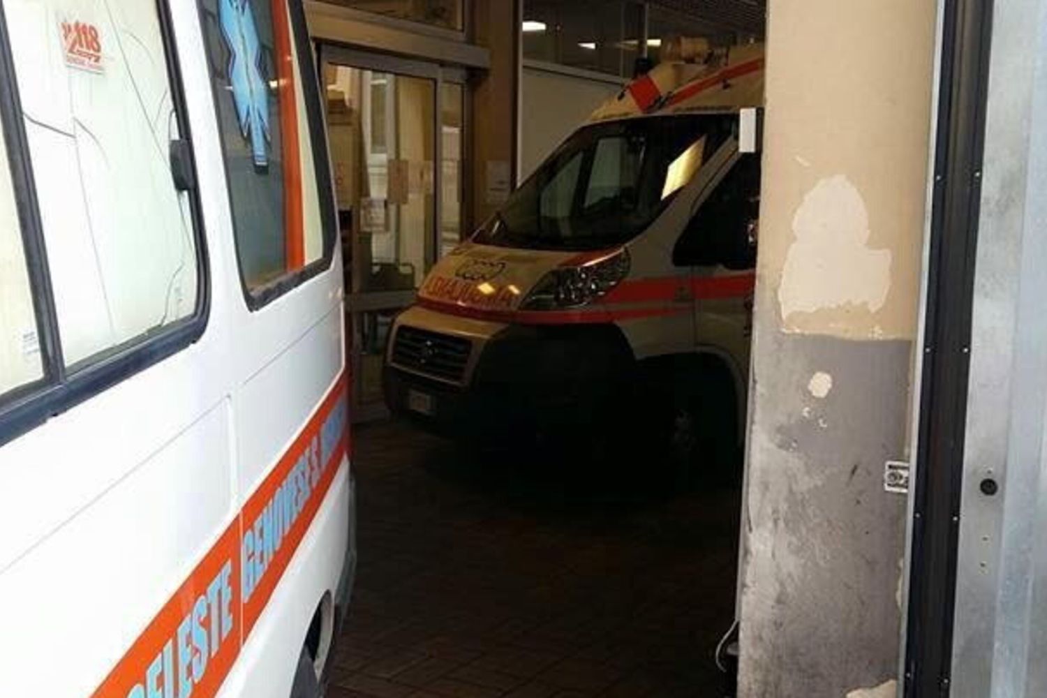 ambulanza 118 pronto soccorso ospedale