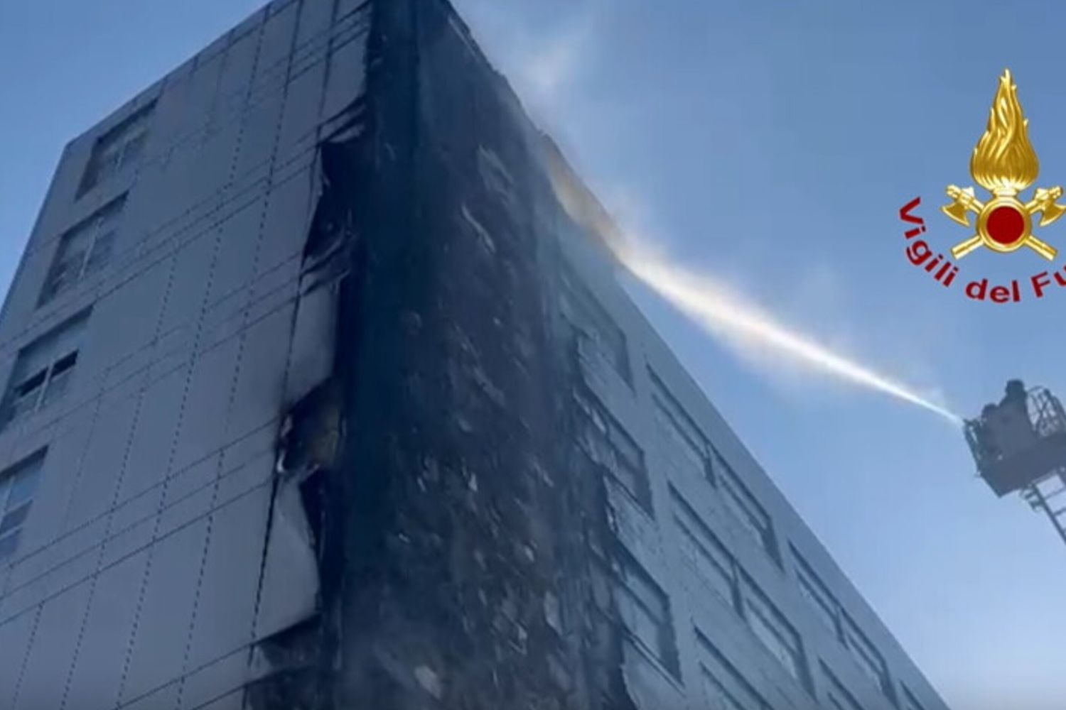 Incendio all'Ospedale del Mare di Napoli