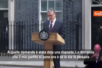 Premier britannico Starmer annuncia le dimissioni: Ho messo sempre il Paese al primo posto