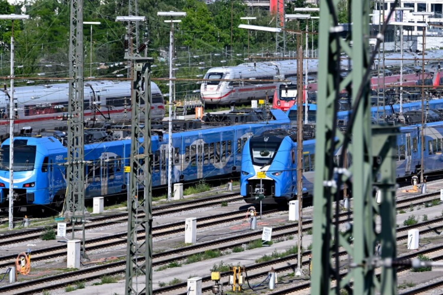 Caos in Germania, sospeso tutto il traffico ferroviario