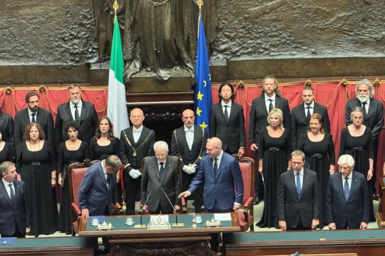 Gli 80 anni della prima seduta della Costituente, applausi per Mattarella a Montecitorio