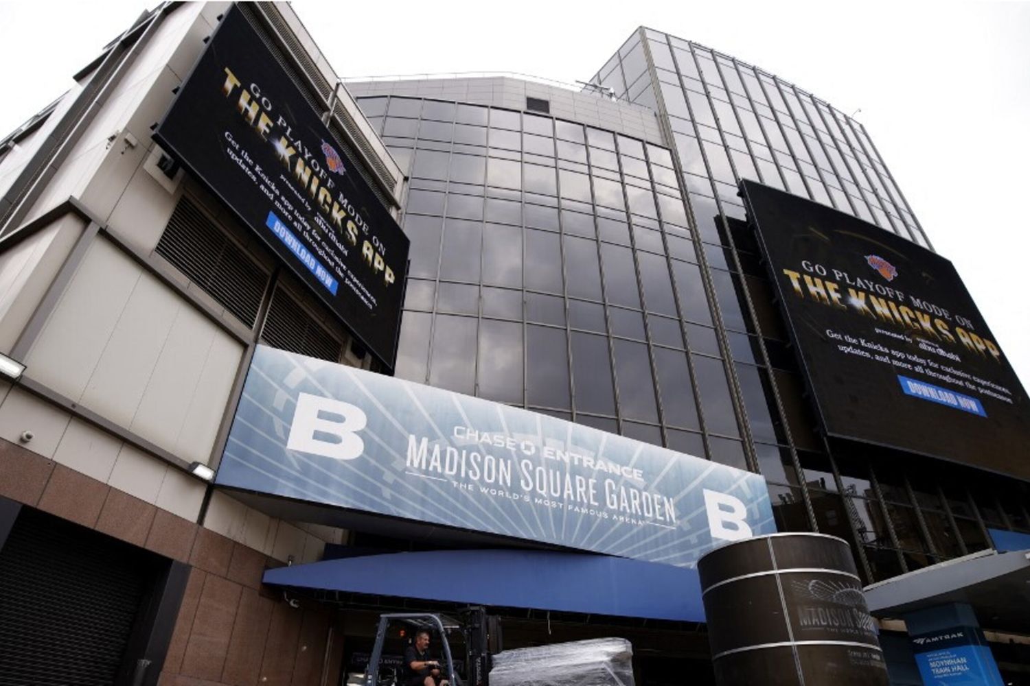 Il Madison Square Garden, l'arena da un milione di dollari a notte dove si vocifera che Taylor Swift celebrerà il suo mega ricevimento.