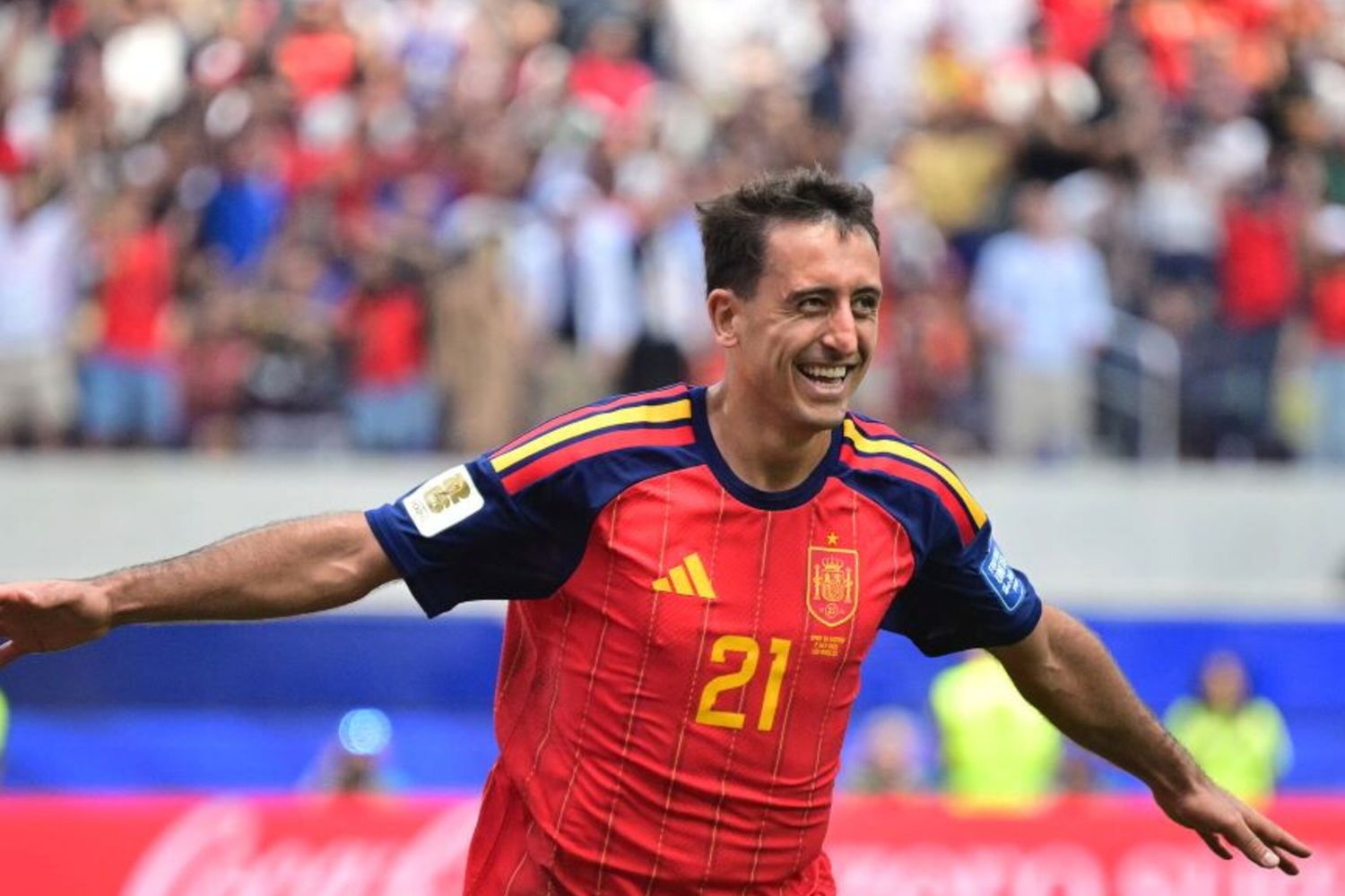 L'attaccante Mikel Oyarzabal festeggia il terzo gol della Spagna durante il match vinto contro  l’Austria al Los Angeles Stadium di Inglewood il 2 luglio 2026