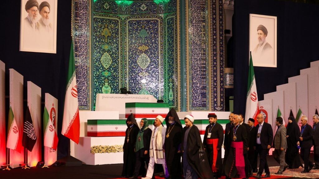Funerali dell'ex Guida suprema khamenei