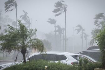 Il 6 luglio 2026, forti venti portati dal super tifone Bavi si abbattono su Guam