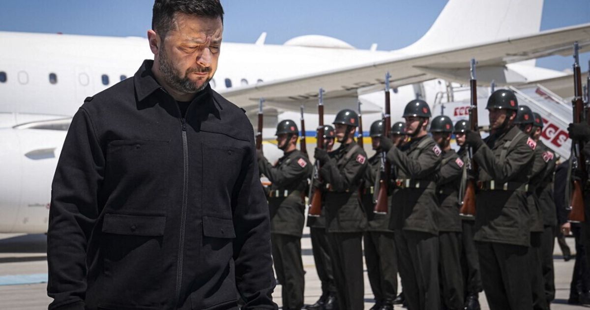 Attacchi russi con missili e droni causano vittime a Kryvyi Rih, tra cui due bambine, dopo la richiesta di missili da parte di Zelensky, immagine di approfondimento