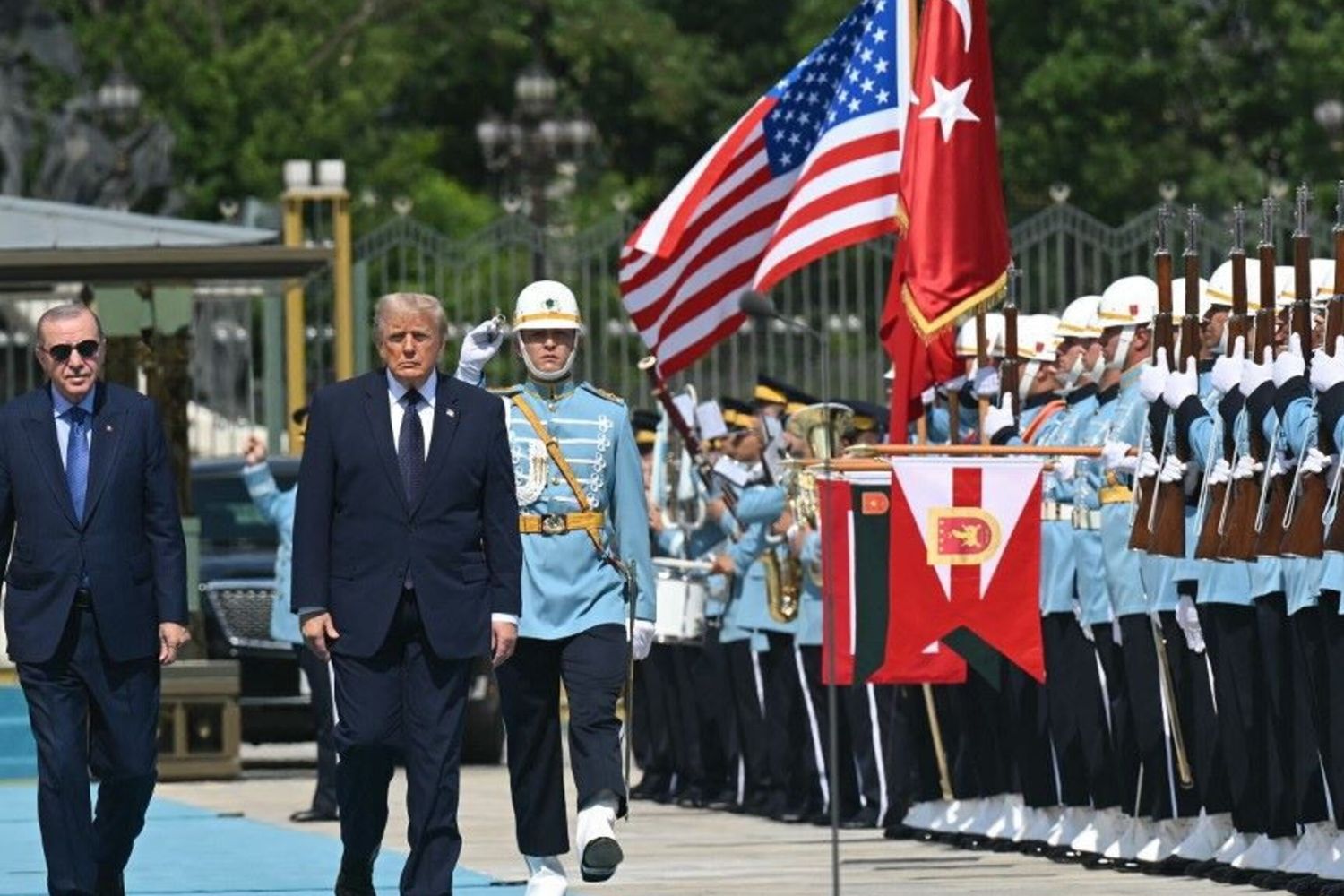 Trump con Erdogan al vertice Nato in Turchia