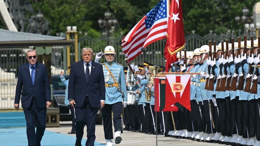 Trump con Erdogan al vertice Nato in Turchia