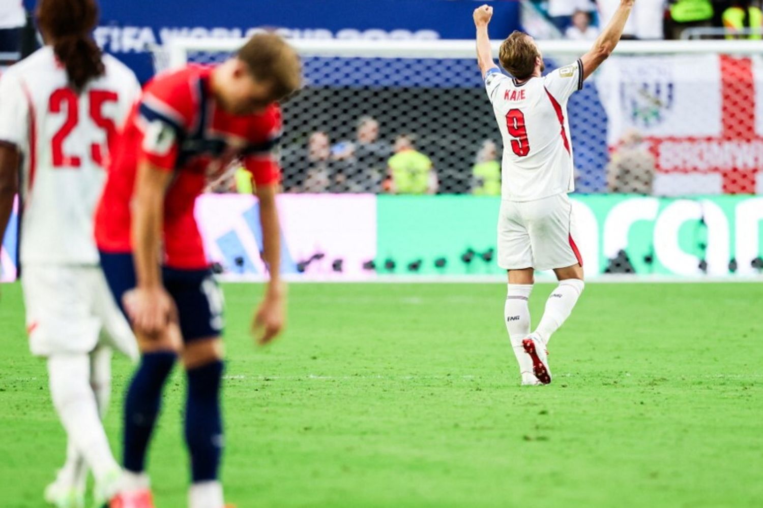 Inghilterra-Norvegia 2-1. Mercoledì sarà Bellingham vs Messi