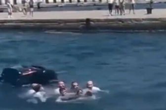 Uomo finito con l'auto in mare a Trieste