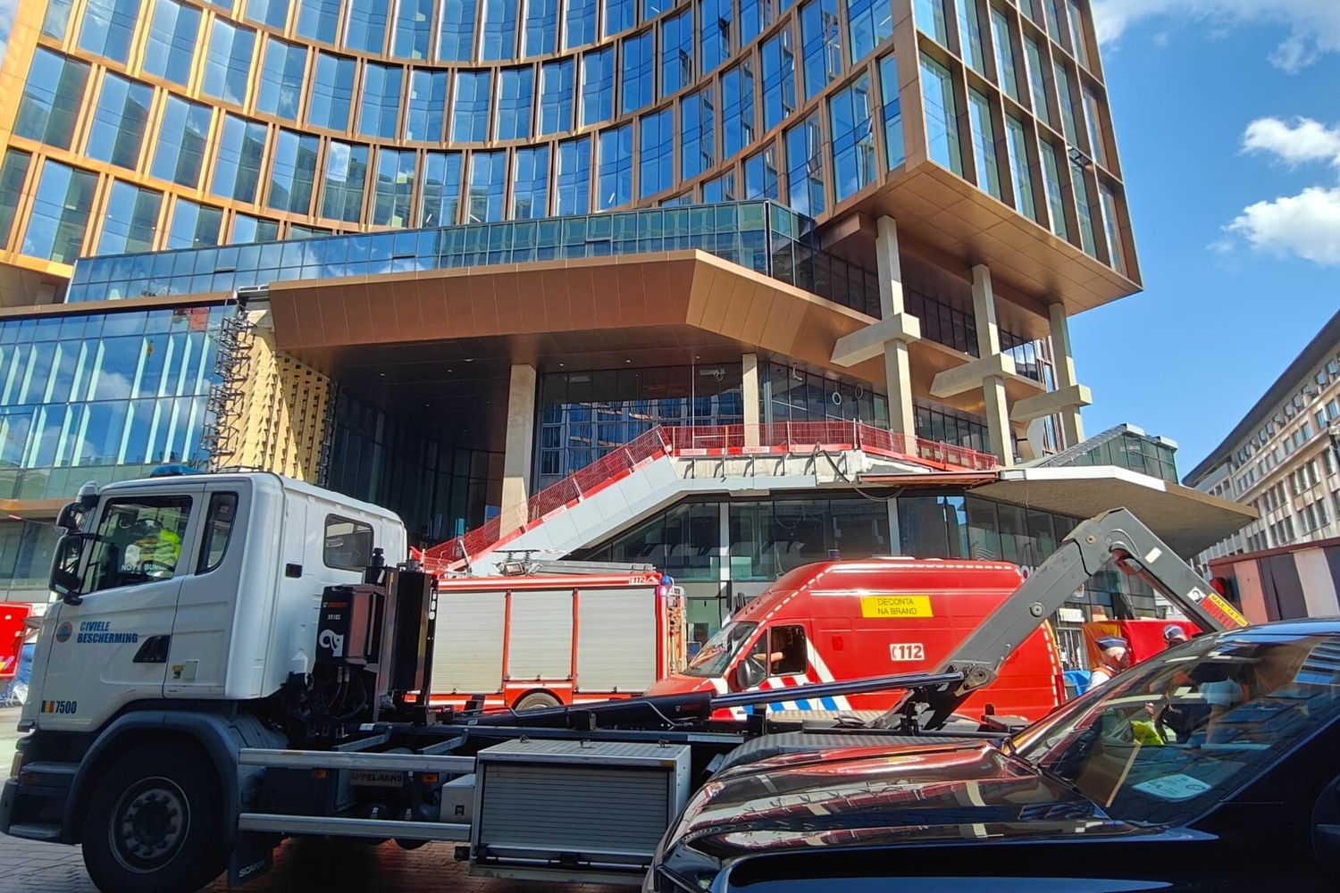 Incendio alla torre Oxy di Bruxelles