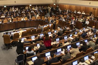 Israele, si è sciolta la Knesset