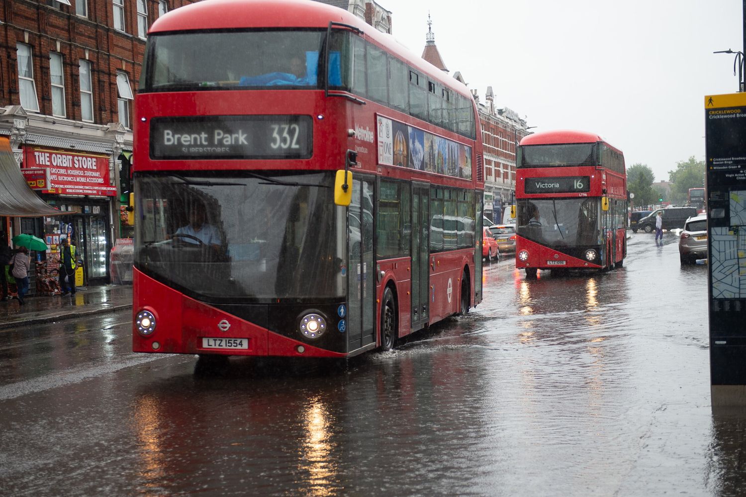 Regno Unito, dal 2027 il biglietto del bus non costerà più di 2 sterline