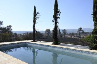 Una piscina - immagine di archivio