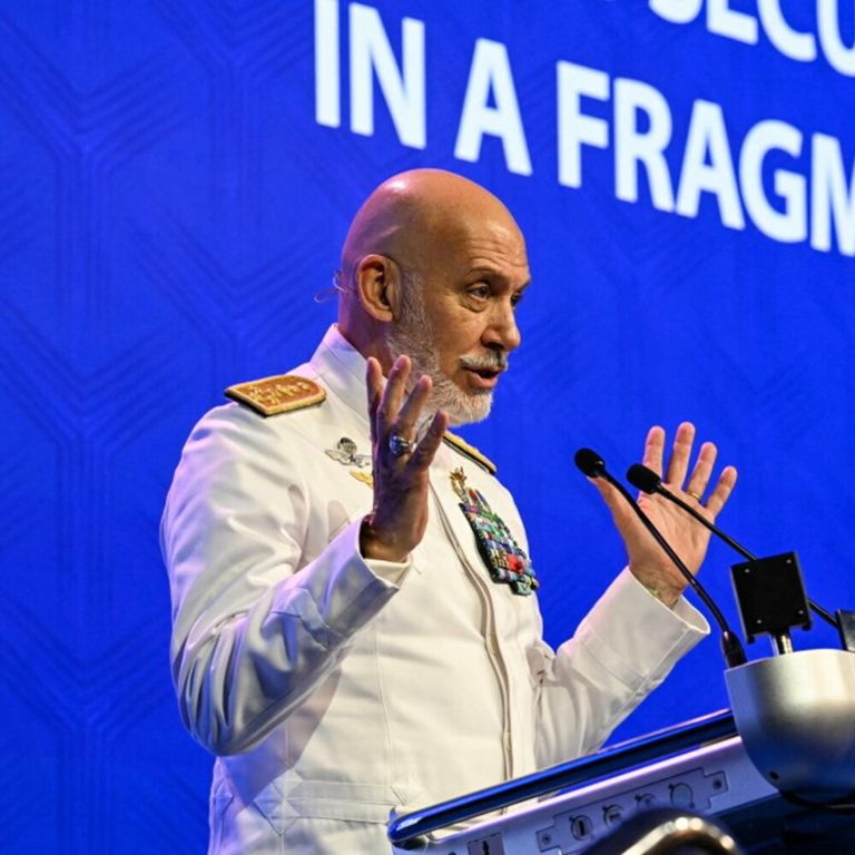 Ucraina, Cavo Dragone: "La prima cosa che la Nato cerca è il cessate il fuoco"