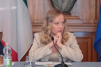 Governo al lavoro tra caro carburanti e sicurezza. Incontro Meloni-Giorgetti