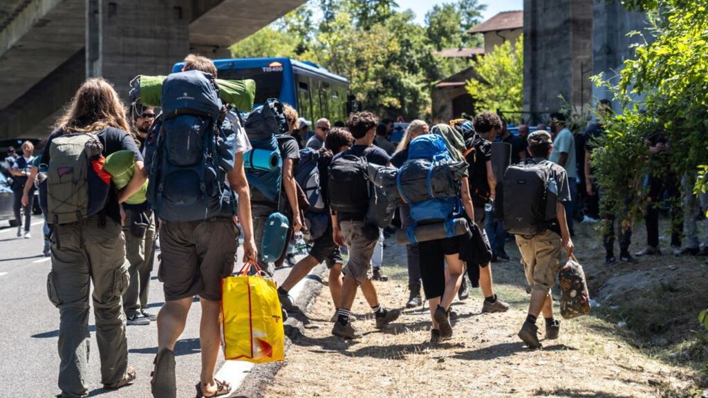 Controlli di Polizia al termine del festival No Tav Alta Felicità a Venaus