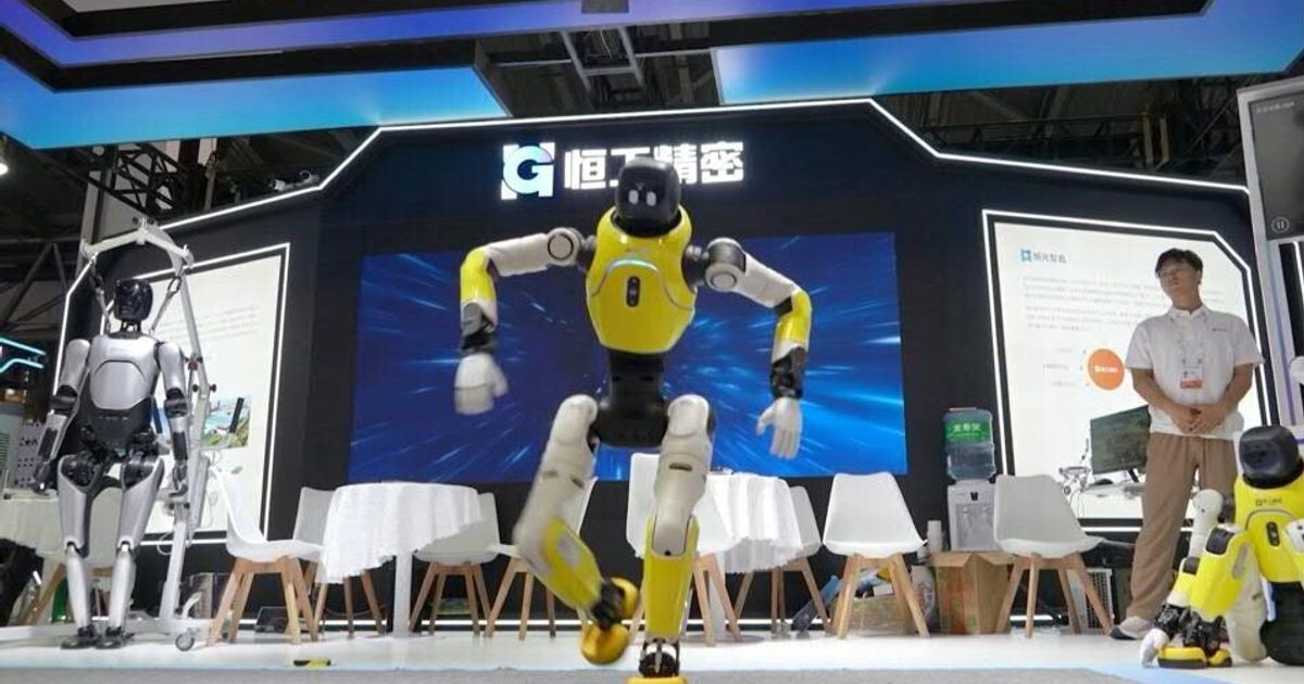 Anteprima: La Casa Bianca vieta l'importazione di robot umanoidi per la sicurezza nazionale