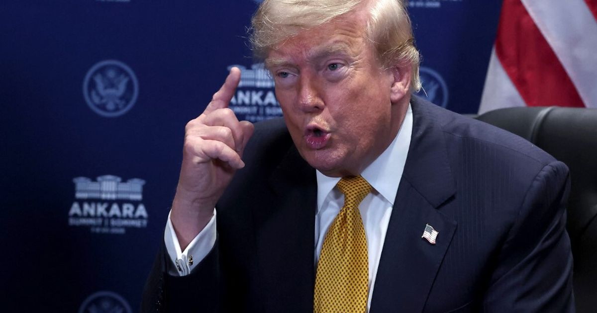 Tensione tra Usa e Iran dopo raid in Giordania, Trump minaccia risposta durissima