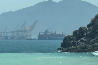 Hormuz, "alla fase finale" i negoziati tra Iran e Oman. Pezeshkian: "Costringeremo il nemico a rispettare quanto sottoscritto nel memorandum"