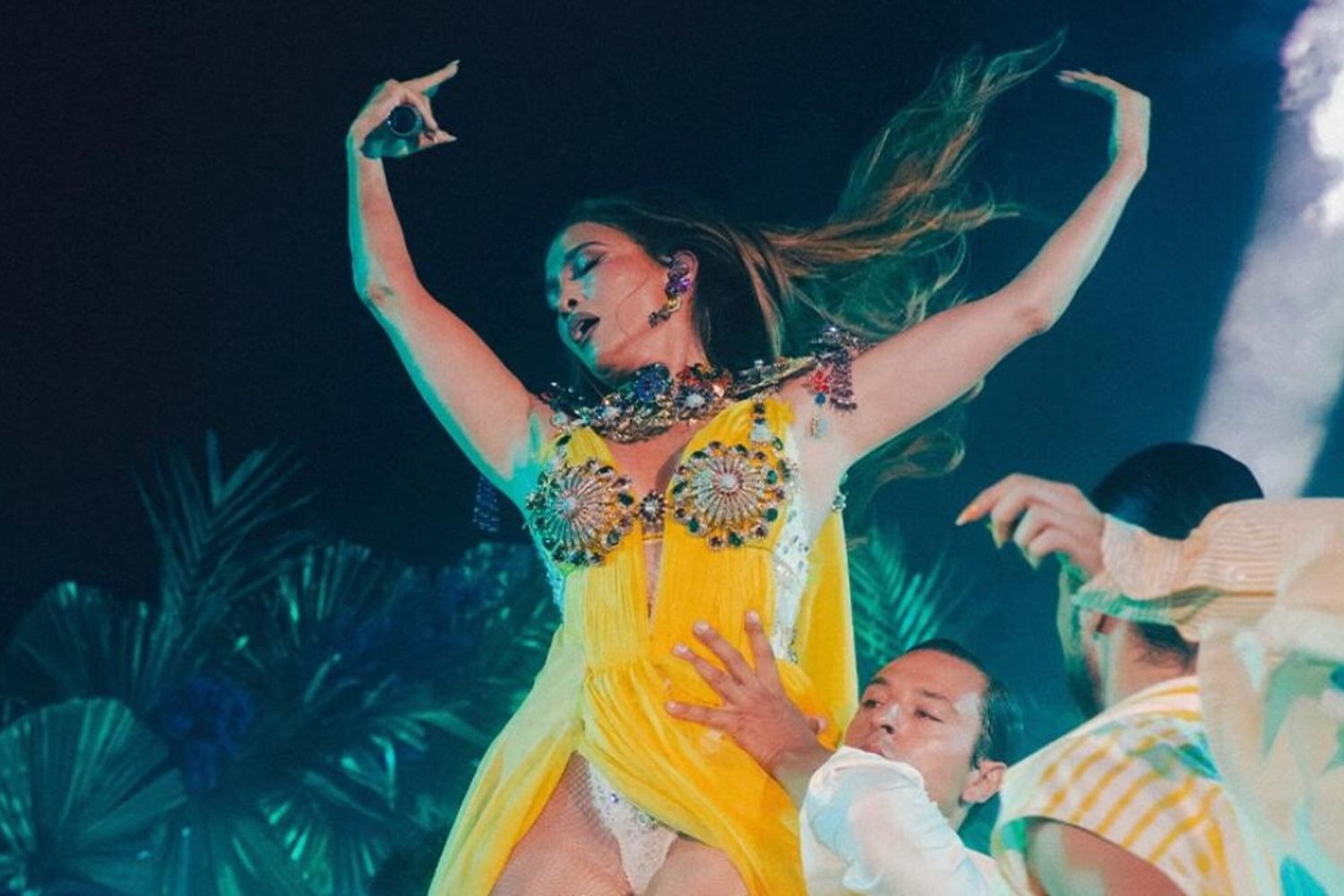 JLo alla sfilata Dolce e Gabbana Alta Moda a Taormina